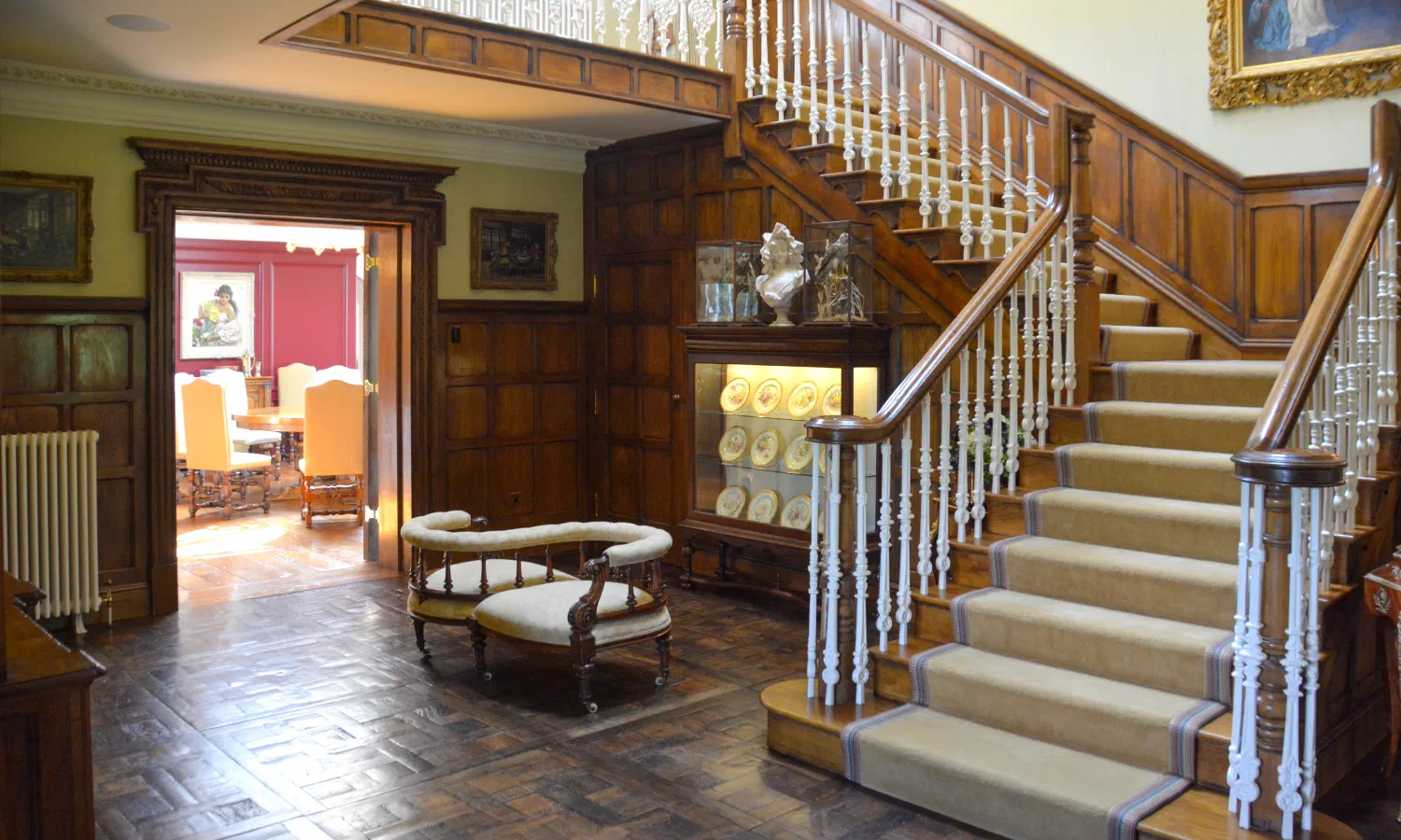 Old Oak Hall
