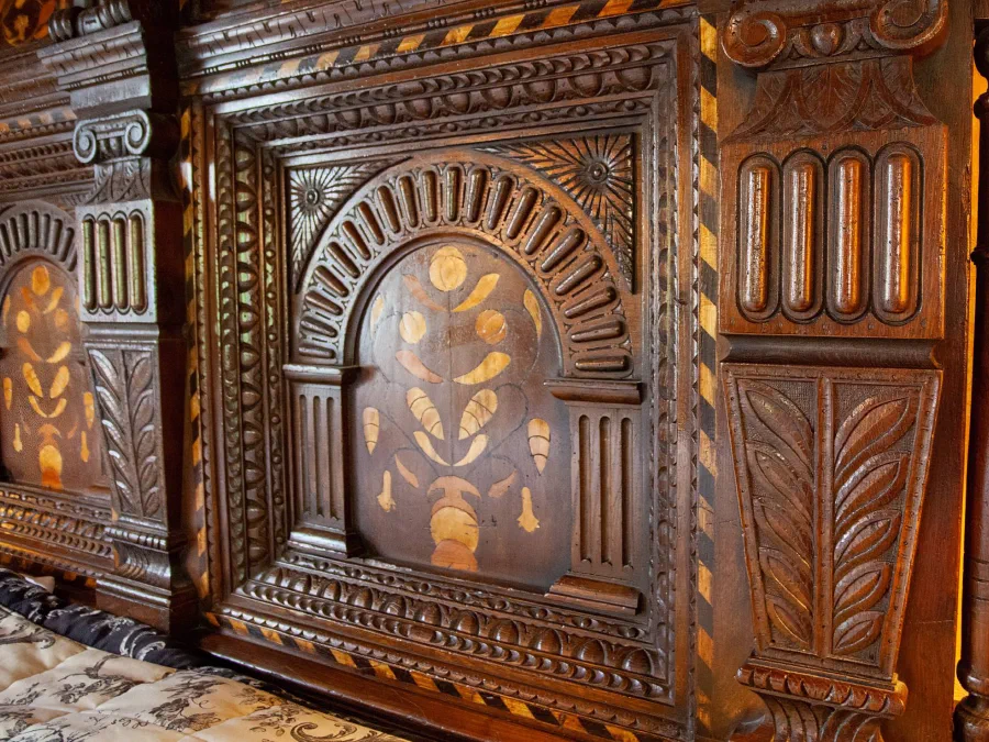 Single inlaid arcaded panel on the headboard of the Corbet bed replica