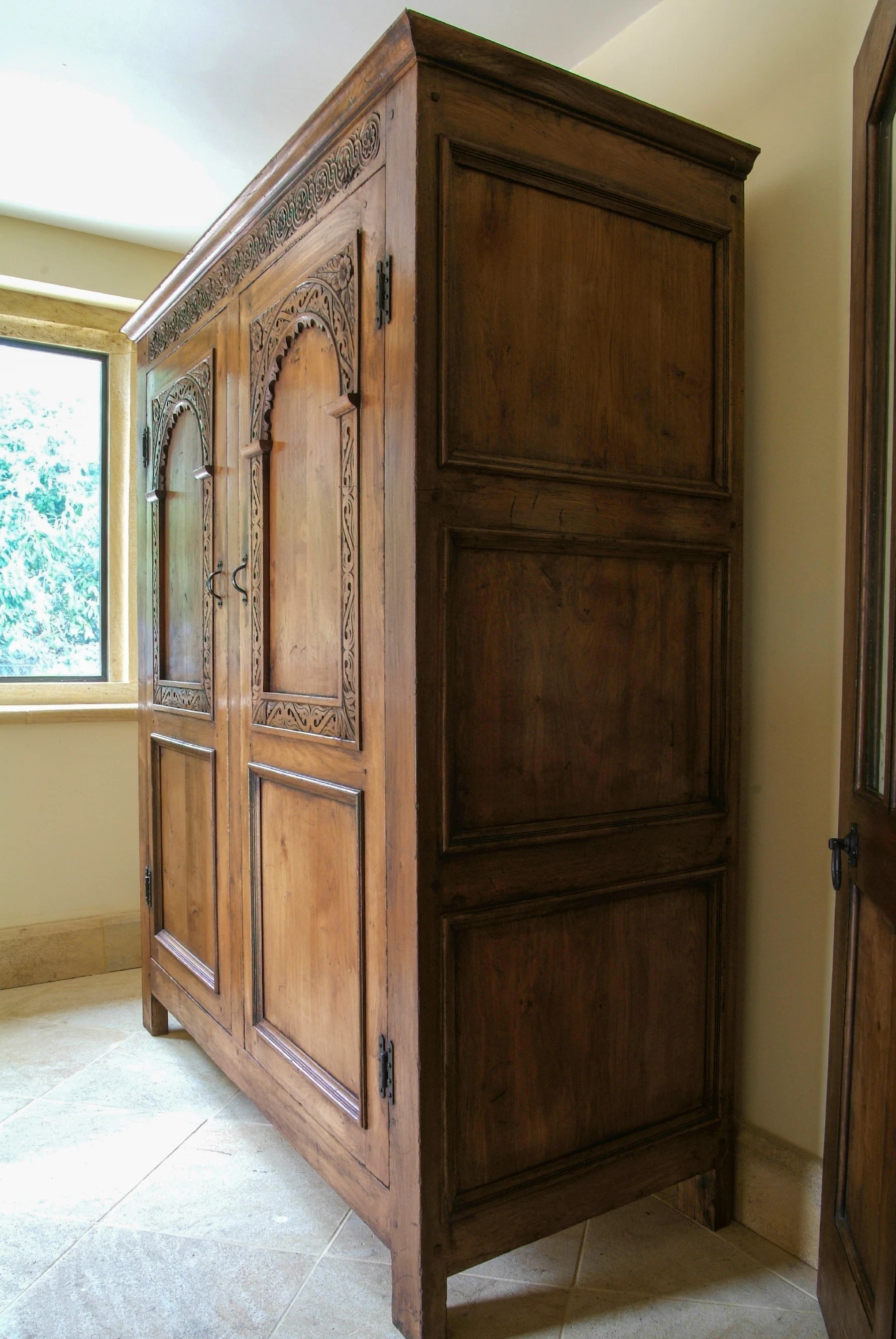 Oak wardrobe with panelled doors