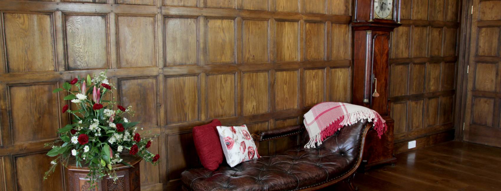17th century period oak panelling and flooring