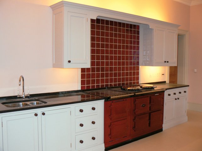 country house kitchen painted with an off white Dulux paint complete with Aga