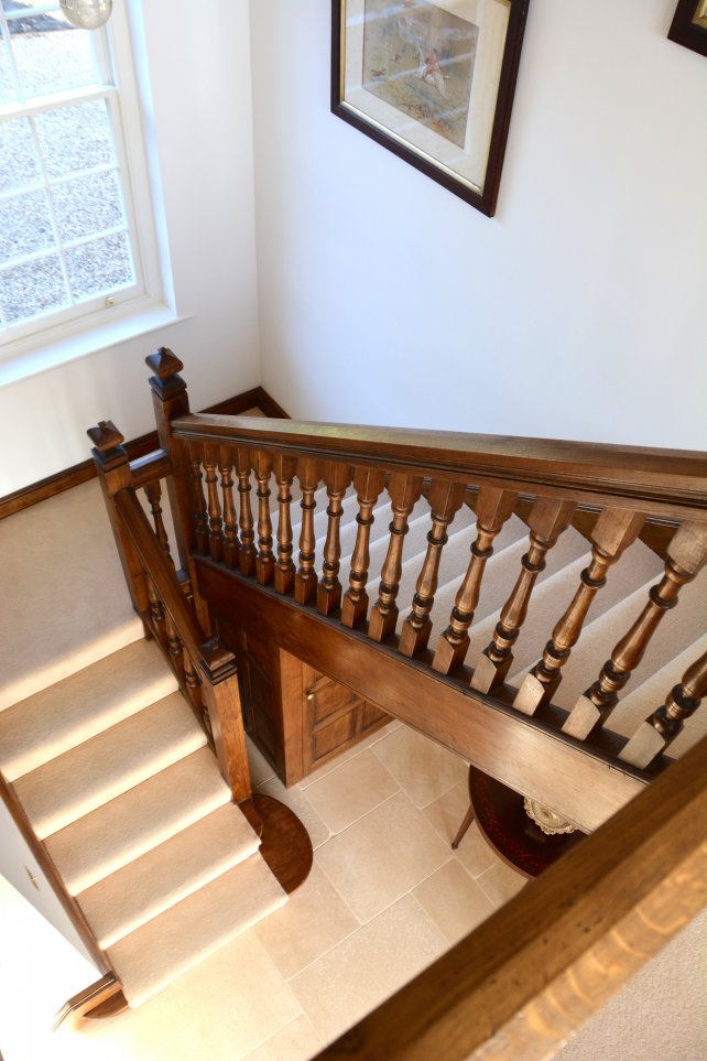 oak balustrade