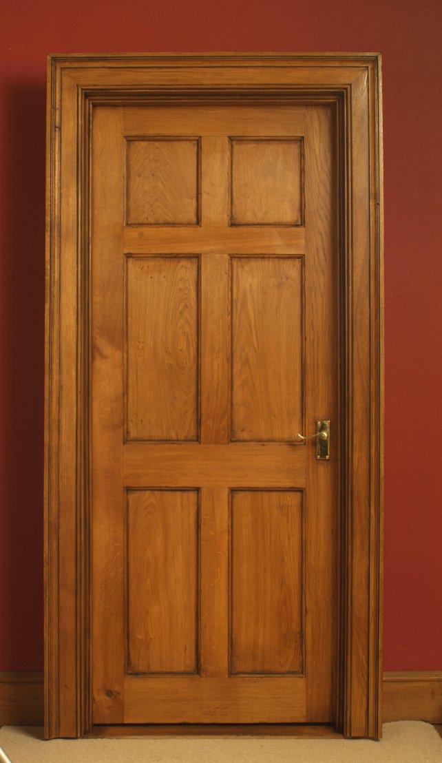 6 panelled door complete with door lining and architrave